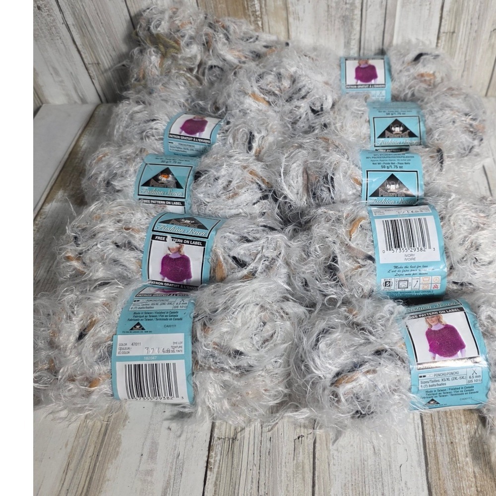 11 Skeins Phentex Fashion Seven Eyelash Yarn Ivory Bulky Weight 64yds Each - Picture 8 of 9